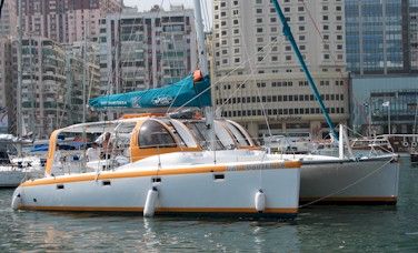 香港雙體船會 Hong Kong Catamaran Club