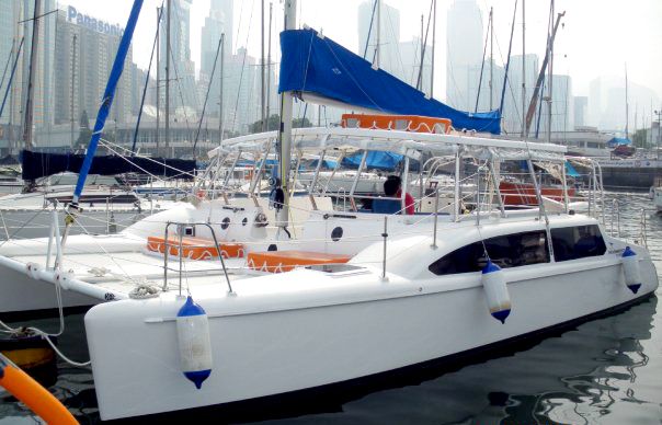 香港雙體船會 Hong Kong Catamaran Club