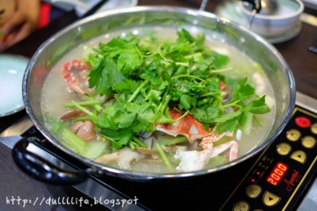 打邊爐海鮮火鍋燒烤店 Heat Boiler Seafood Hot Pot BBQ