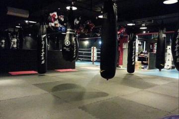 Speed thai boxing and fitness