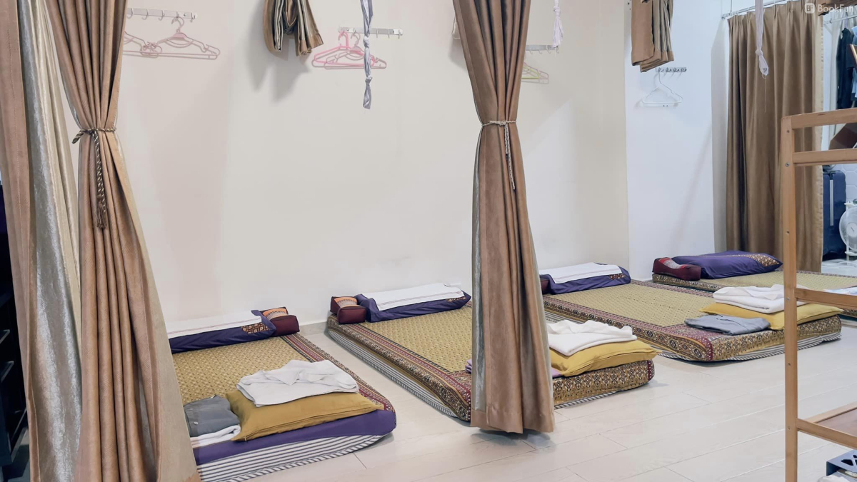 Chareeya Thai Massage